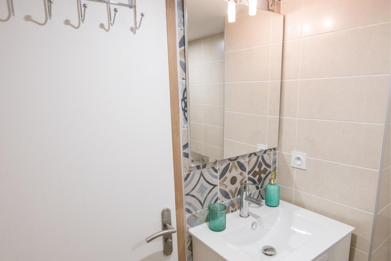 Kasa Home - Calme, Cosy, Wifi & Netflix Saint-Martin-la-Plaine Bagian luar foto